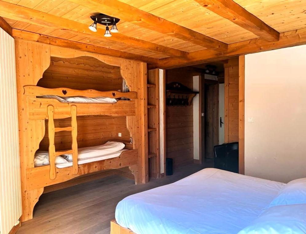 Hotel Fleur Des Neiges 3*