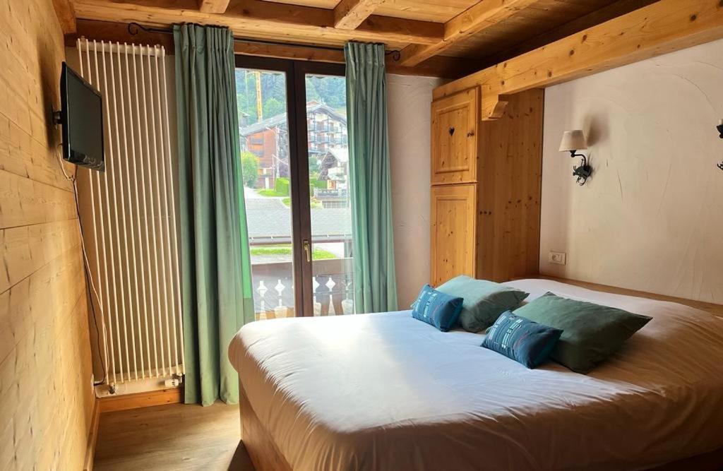 Fleur Des Neiges Morzine